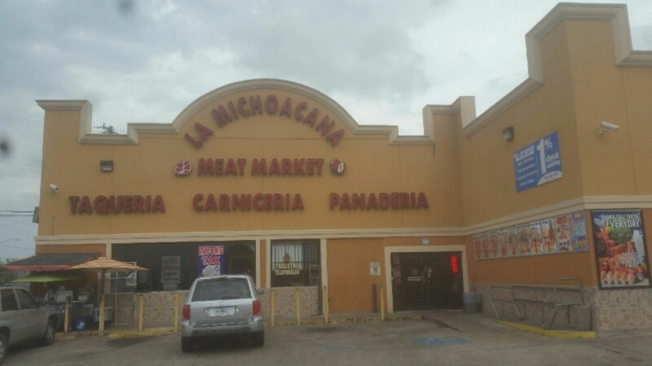 3380 Lombardy Ln, Dallas La Michoacana Meat Market